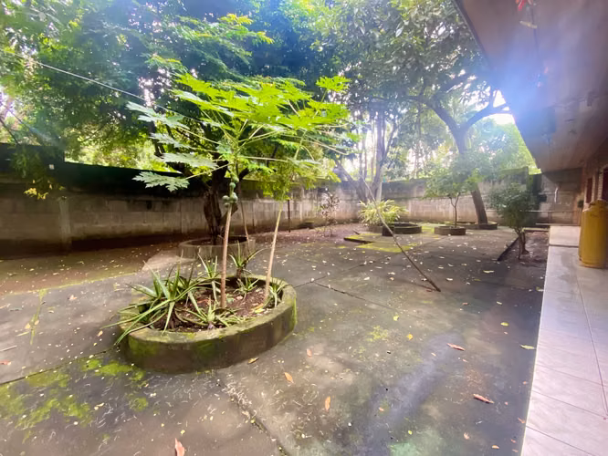Venta de Casa en Carretera Sur |  5,000 v²