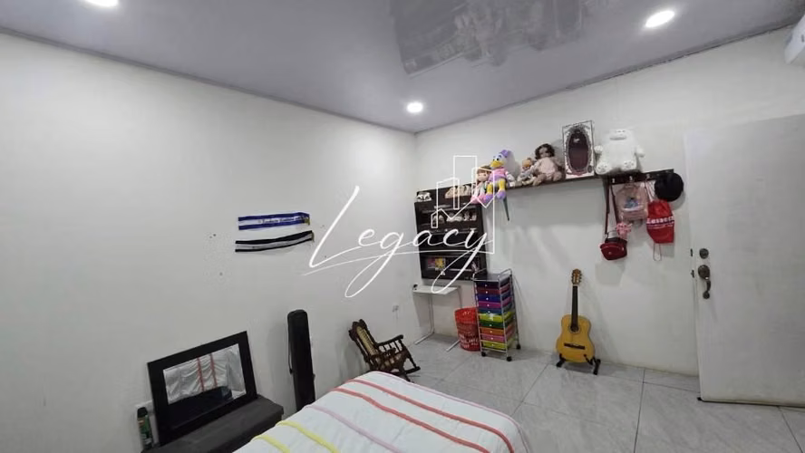 LD-Venta de Casa en Residencial Cerca del Mercado Iván Montenegro! - Imagen 3