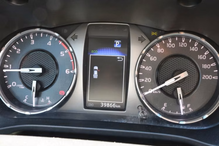 Toyota Hilux SRV 2025 Full Extras 4x4 Automática