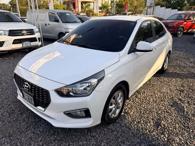 HYUNDAI VERNA AÑO 2021