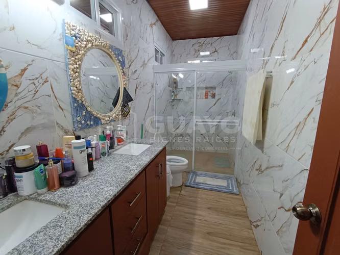 Excelente Casa en venta o alquiler en Las Colinas, Managua - Imagen 14