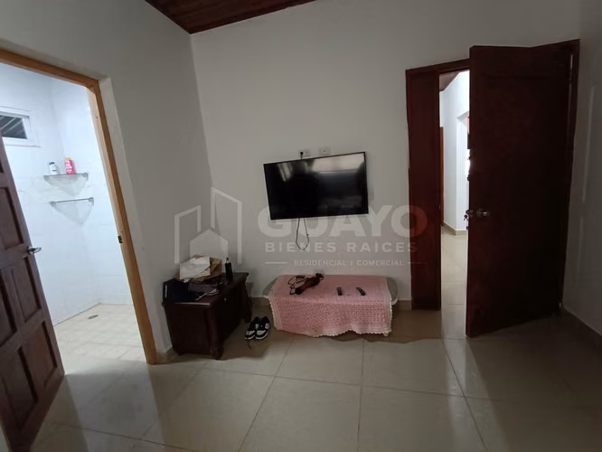 Excelente Casa en venta o alquiler en Las Colinas, Managua - Imagen 13