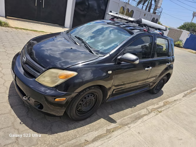 Vendo mi Toyota Scion años 2006 Automatico