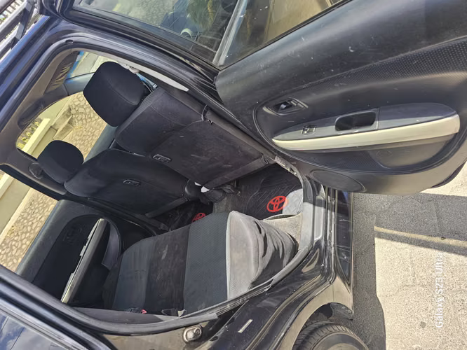 Vendo mi Toyota Scion años 2006 Automatico