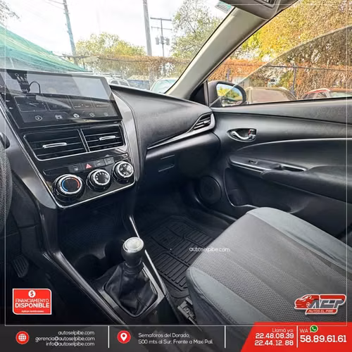 YARIS 2022 Mecanico COMO NUEVO FXTRS COMO NUEVO - Imagen 3