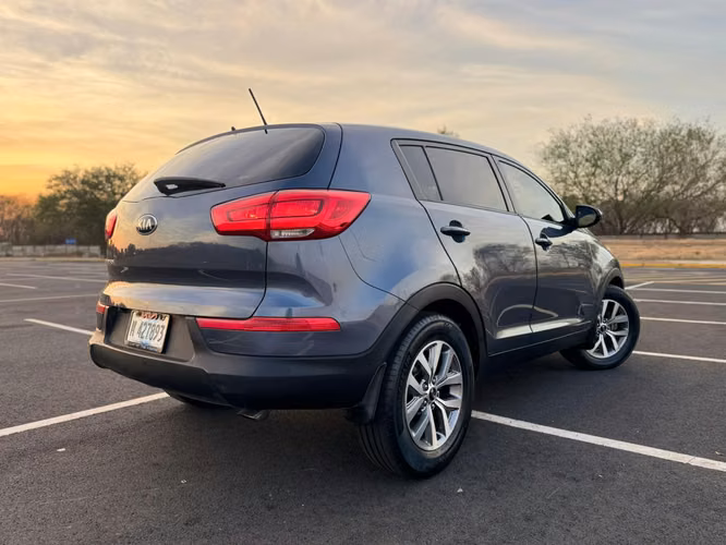 KIA SPORTAGE 2016 - AUTOMATICA - Imagen 4