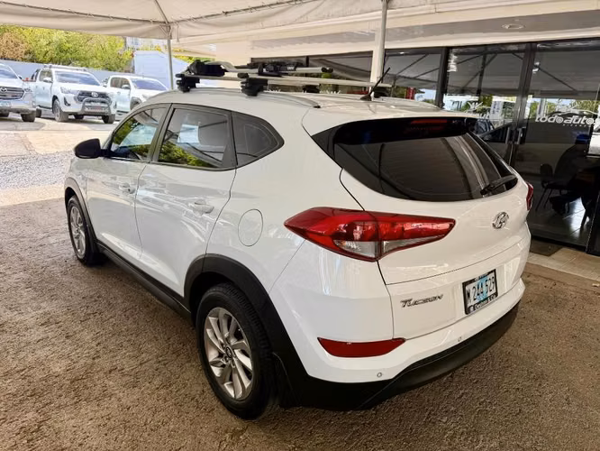HYUNDAI TUCSON AÑO 2016 - Imagen 3