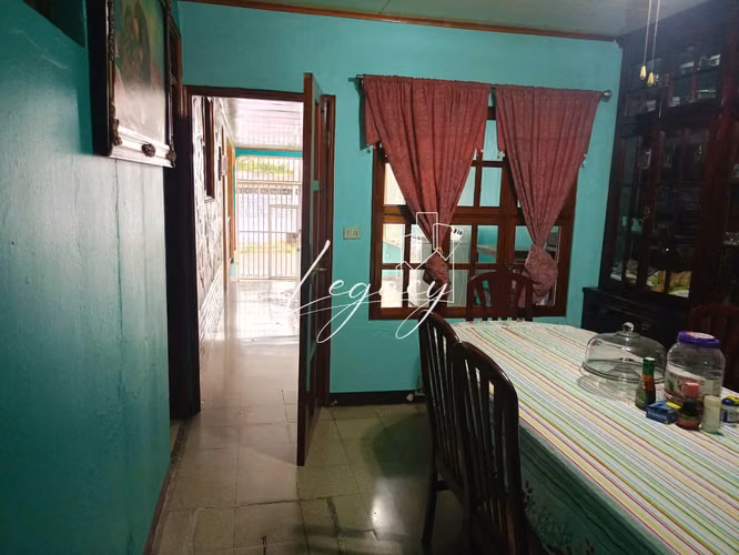 LD-Venta de Casa Amplia en Bello Horizonte!