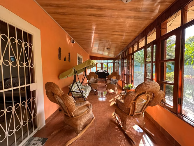 IM-Linda casa en venta dentro de reparto Santa Clarisa, San Marcos - Imagen 3