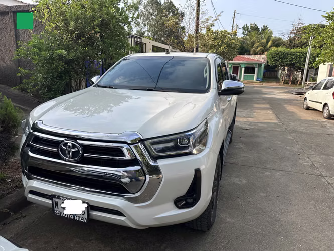 Toyota Hilux 2022