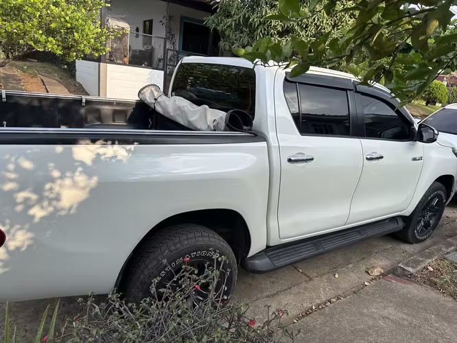 Toyota Hilux 2022