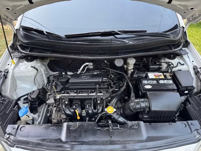 HYUNDAI ACCENT BLUE 2014-MANUAL