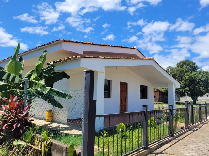 Venta de casa dentro de Residencial en Granada - Imagen 1