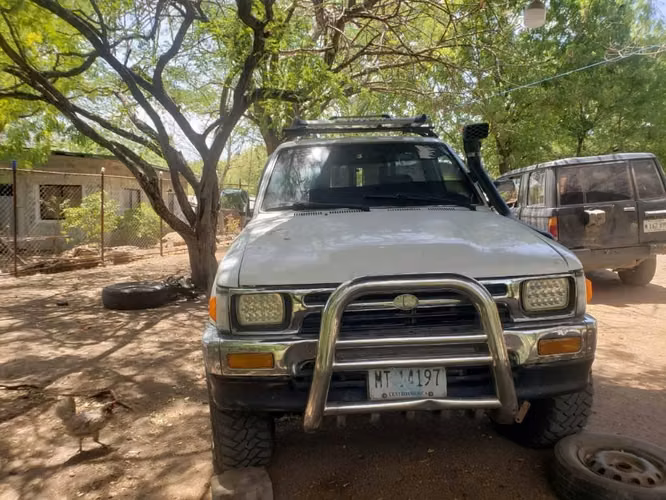 TOYOTA HILUX 22SR 1989 –UL (0 KM)!  