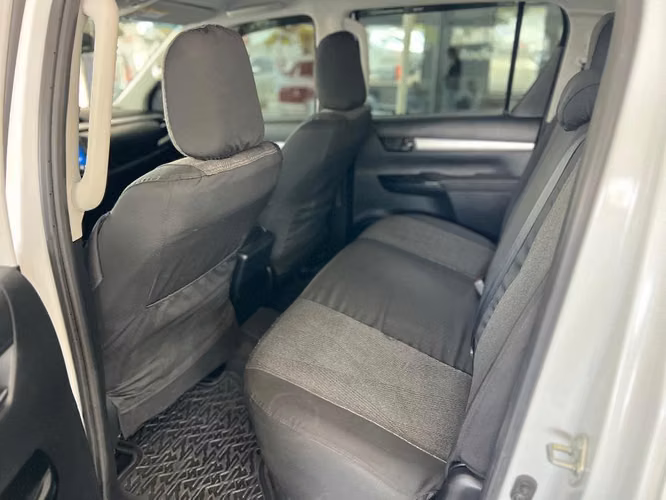 Toyota Hilux año 2026 SR