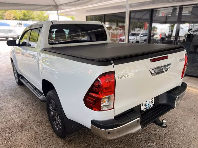 Toyota Hilux año 2026 SR