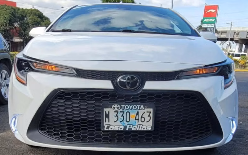 Toyota corrolla 2021 ( negociable)