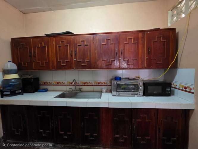 CASA EN VENTA EN EXCELENTE UBICACIÓN EN GRANADA ml