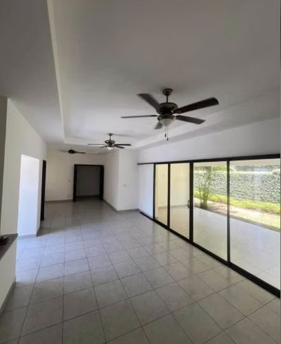 Renta de Casa en Santo Domingo