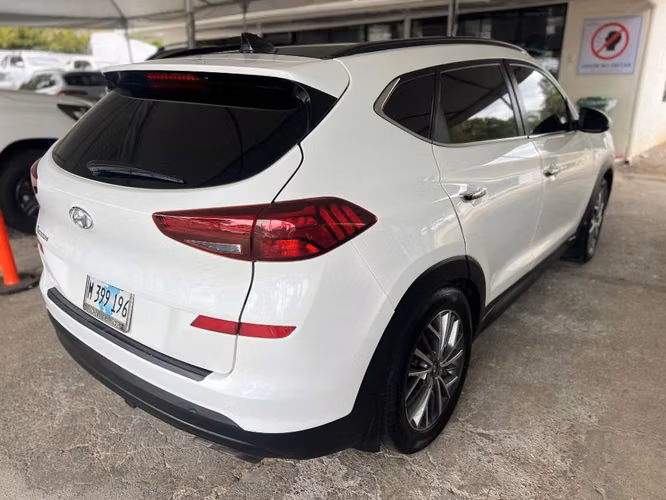 HYUNDAI TUCSON AÑO 2019 - Imagen 3