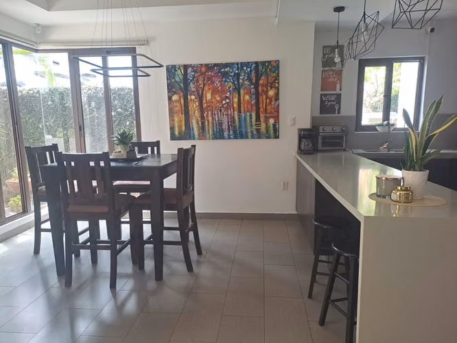 SE VENDE CASA en carretera sur, km 10