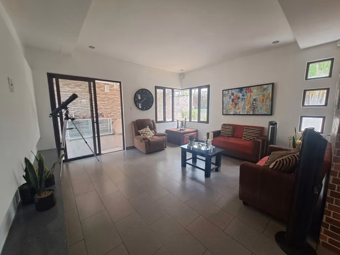 SE VENDE CASA en carretera sur, km 10
