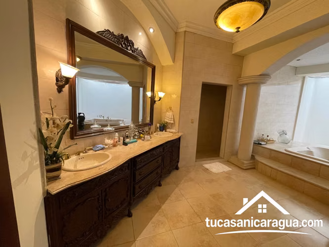 Rento Mansión Amueblada en Santo Domingo – 7 Habitaciones - Imagen 12
