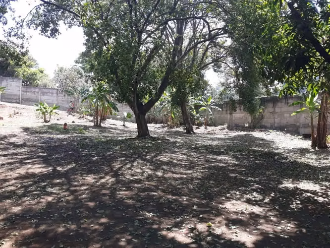Se Vende Terreno de 4,791.87vr2 en la Entrada de Las Sierritas de Santo Domingo. CV