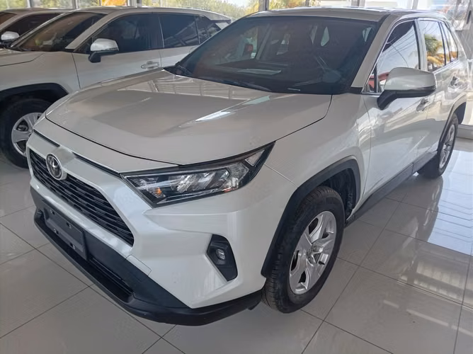 TOYOTA RAV4 2023 INTERMEDIO