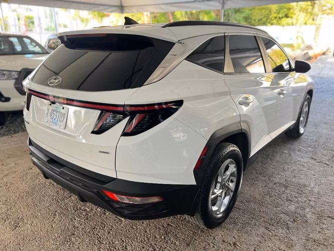 HYUNDAI TUCSON AÑO 2022