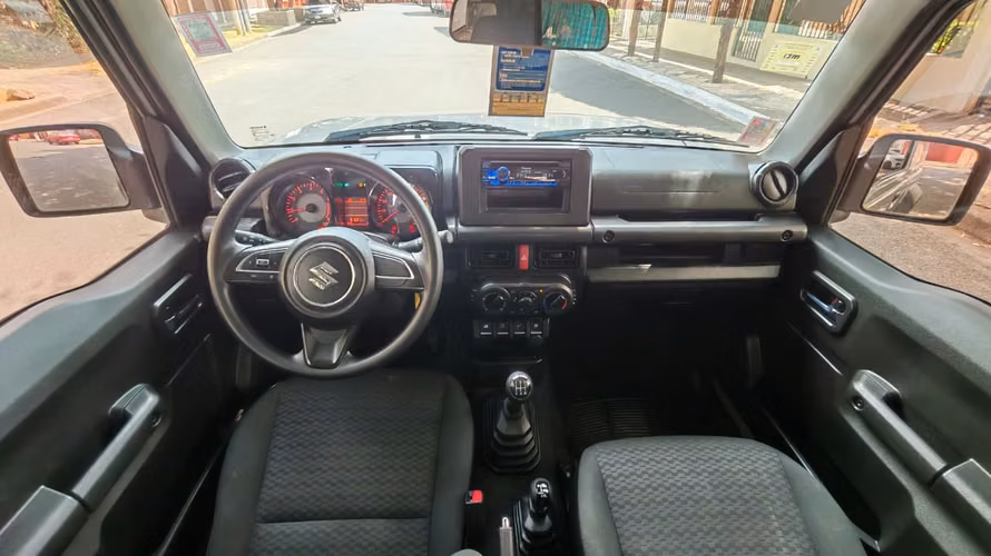 SUZUKI JIMNY 4X4 AÑO 2024 51,000 KILÓMETROS