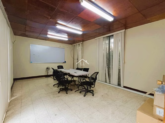 LL - Se Vende Propiedad Comercial en Bolonia