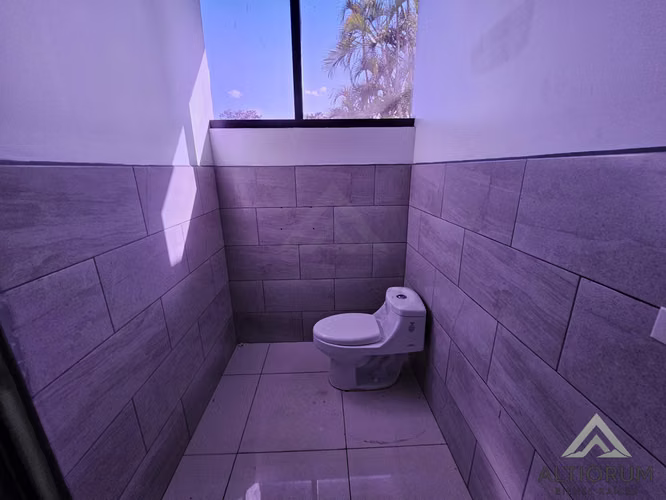 AMPLIO LOCAL COMERCIAL EN RENTA