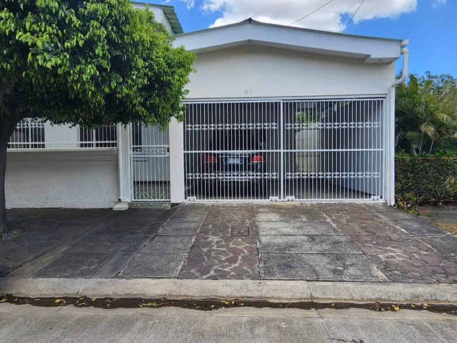 ¡TU HOGAR IDEAL TE ESPERA EN CARRETERA VIEJA LEÓN!