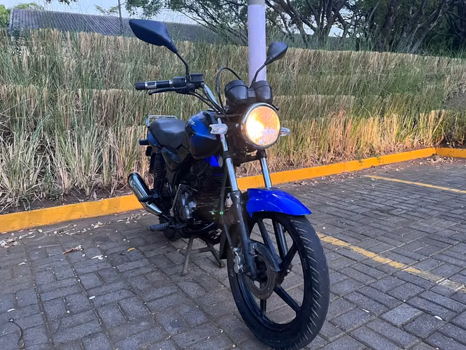 Se vende Bajaj Discover 125 DTSi año 2013 – Lista para trabajar