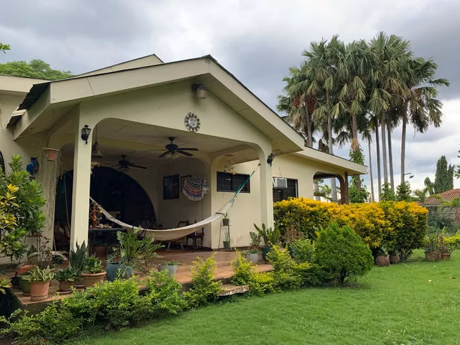 Casa Carretera Masaya