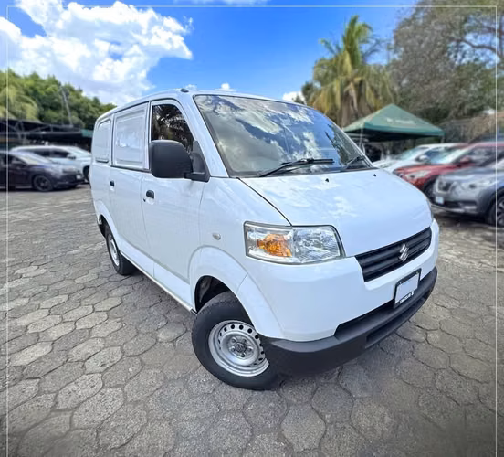 • SUZUKI APV PANEL DE CARGA  AÑO 2024 55,000 KILÓMETROS