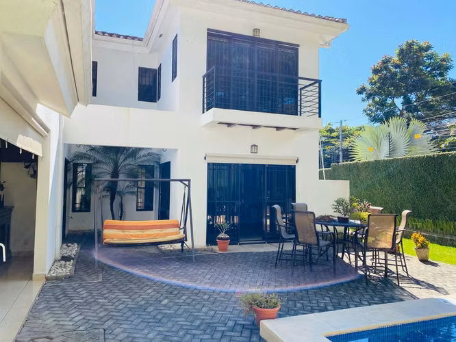 AP-Vendo casa en Carretera Masaya km 11
