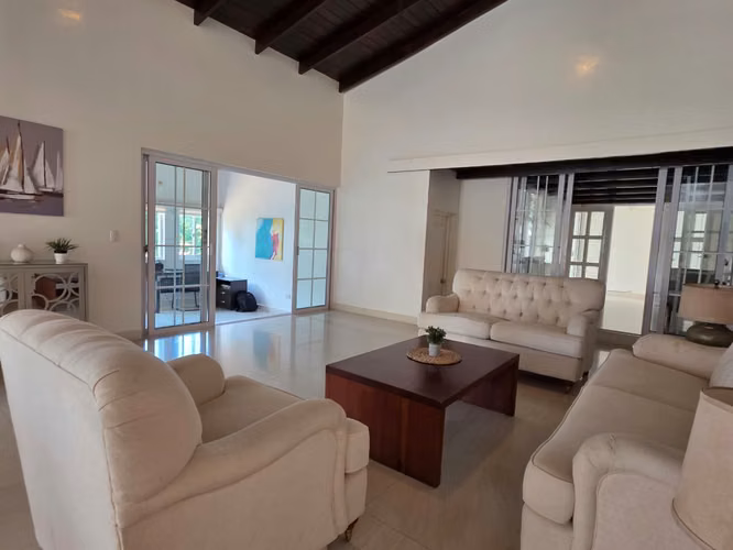 YA-Casa en Renta en Altos de Ticomo – Exclusividad y Amplitud - Imagen 17
