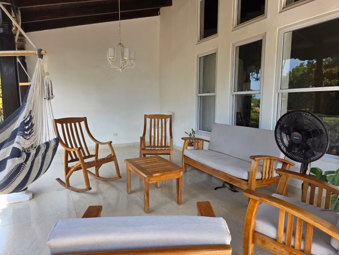 YA-Casa en Renta en Altos de Ticomo – Exclusividad y Amplitud - Imagen 2