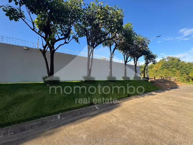 Terreno en Venta Las Colinas, Managua - Imagen 2