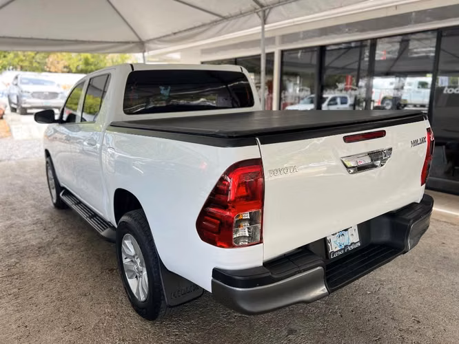 Toyota Hilux año 2022
