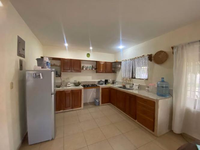 NO-Vendo casa en Santa Ana - Imagen 2