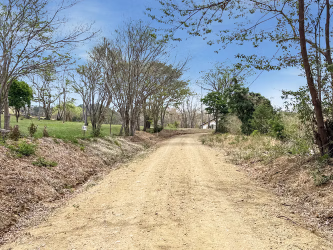 El Encanto del Sur – Terreno Premium en Venta - Imagen 2