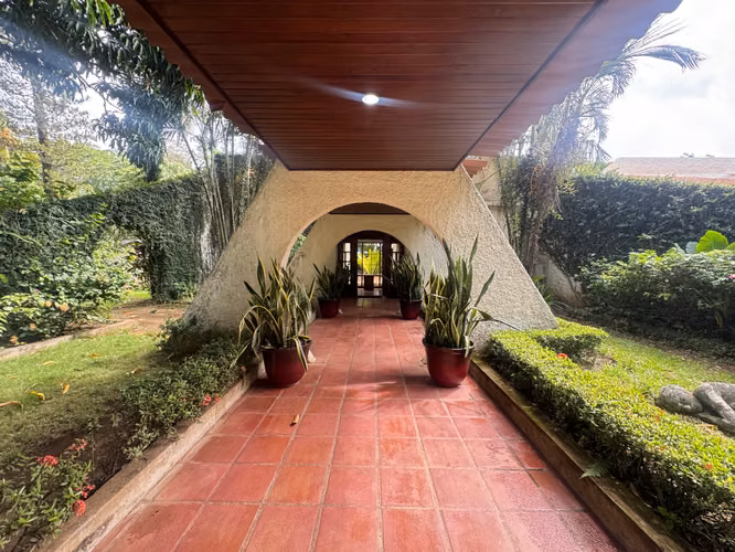Venta de casa en Villa Fontana Sur