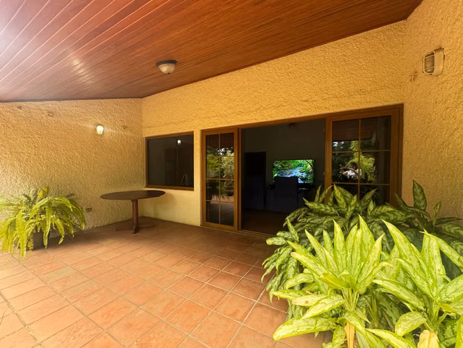 Venta de casa en Villa Fontana Sur