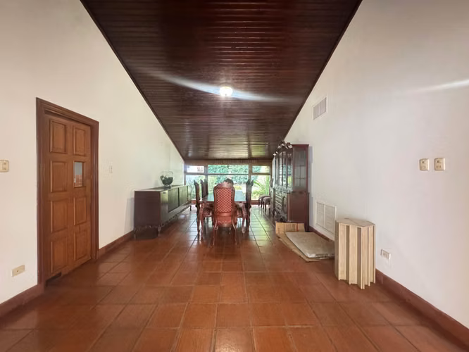 Venta de casa en Villa Fontana Sur