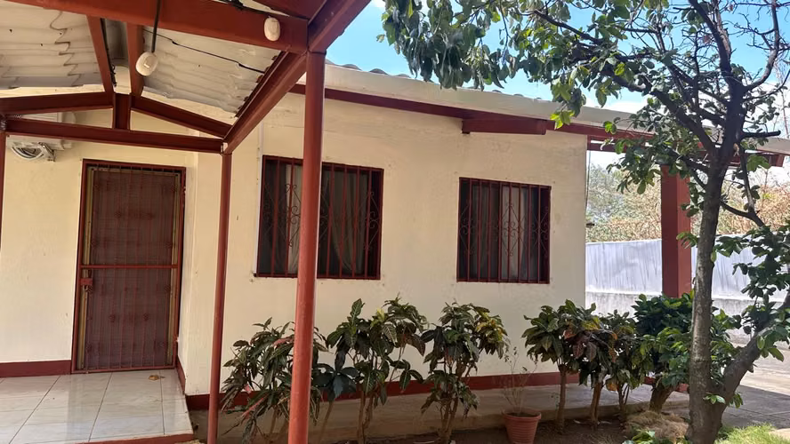 Hermosa Propiedad en Venta en Carretera Sur Amueblada km 12.5 AH - Imagen 2