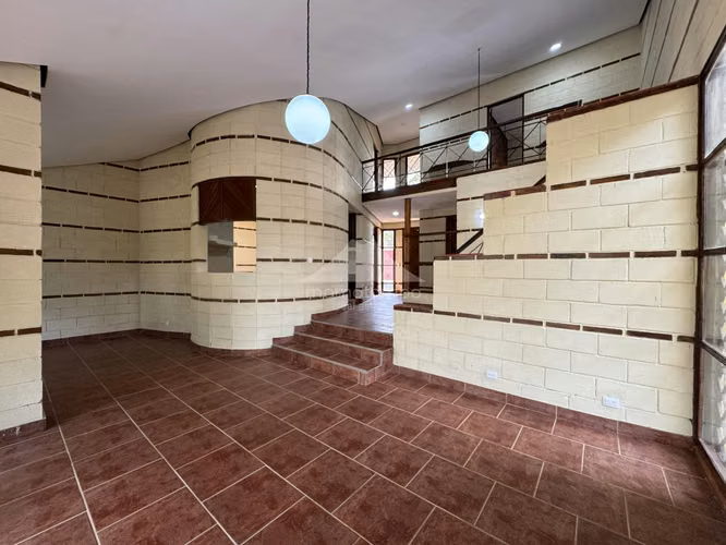 Casa en Venta Villa Fontana Sur, Managua