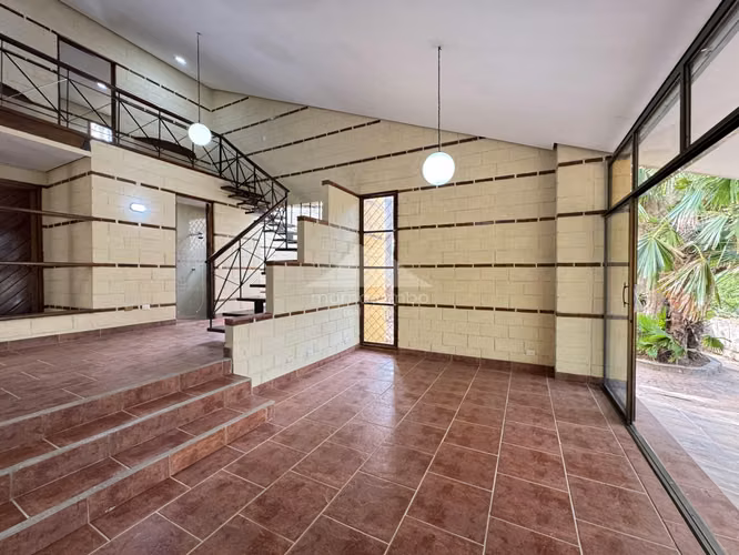 Casa en Venta Villa Fontana Sur, Managua